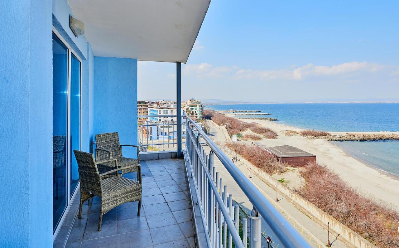 Family Hotel Regata Pomorie Exterior foto